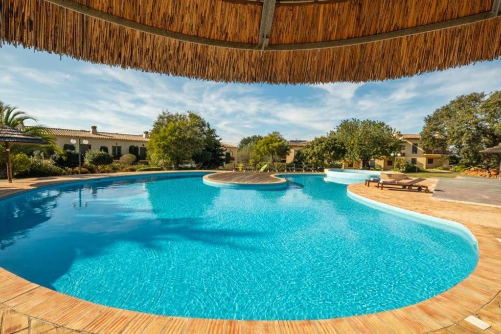 Country Chic Duplex In Algarve Apartment Pera Bagian luar foto